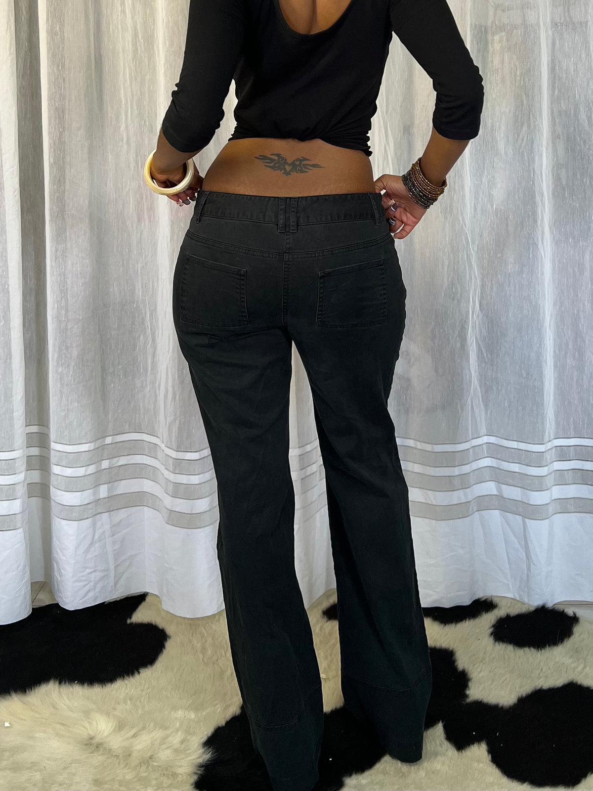 Low-rise slightly flared denim