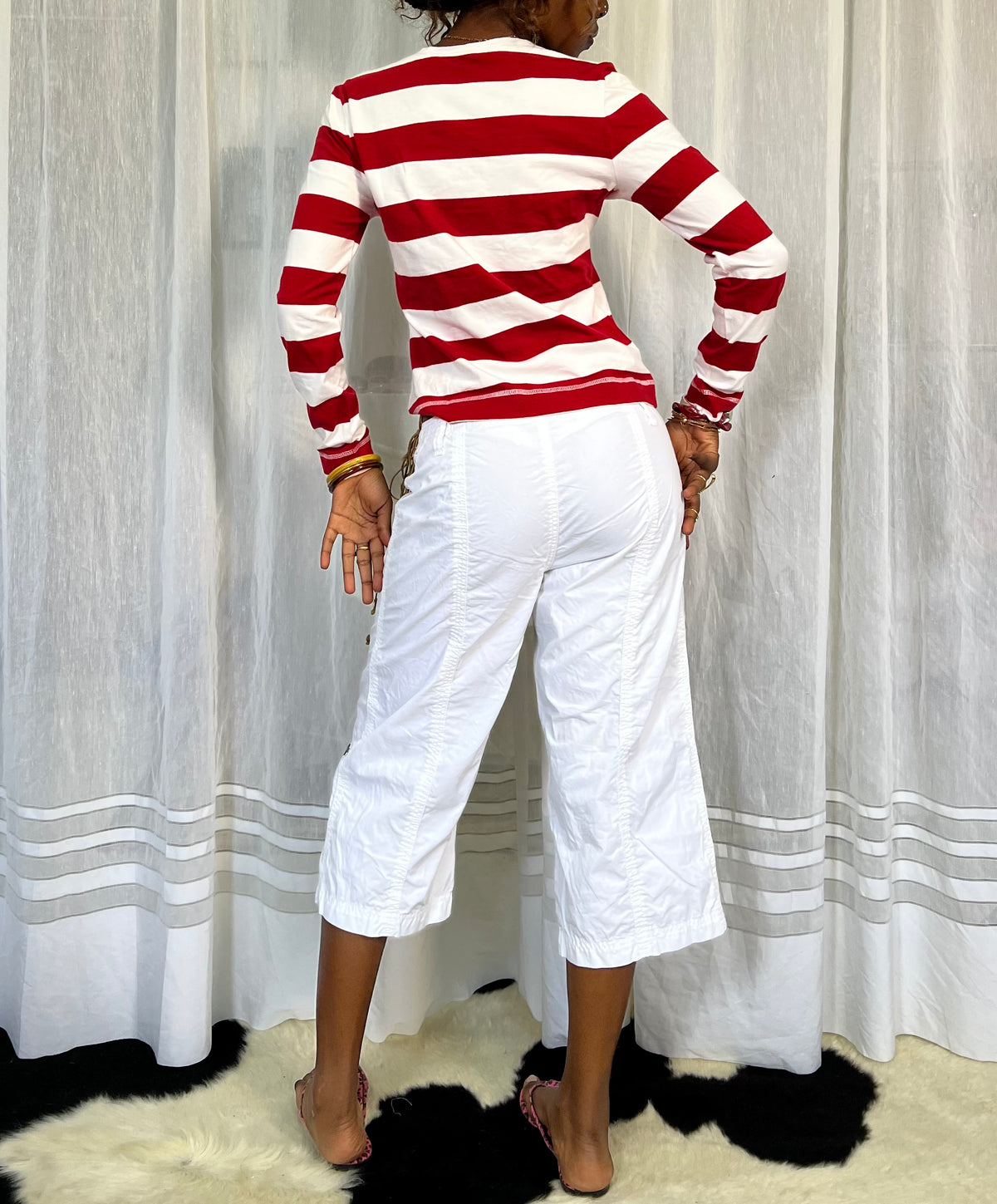 Red & White Striped V-Neck Long-Sleeve Top