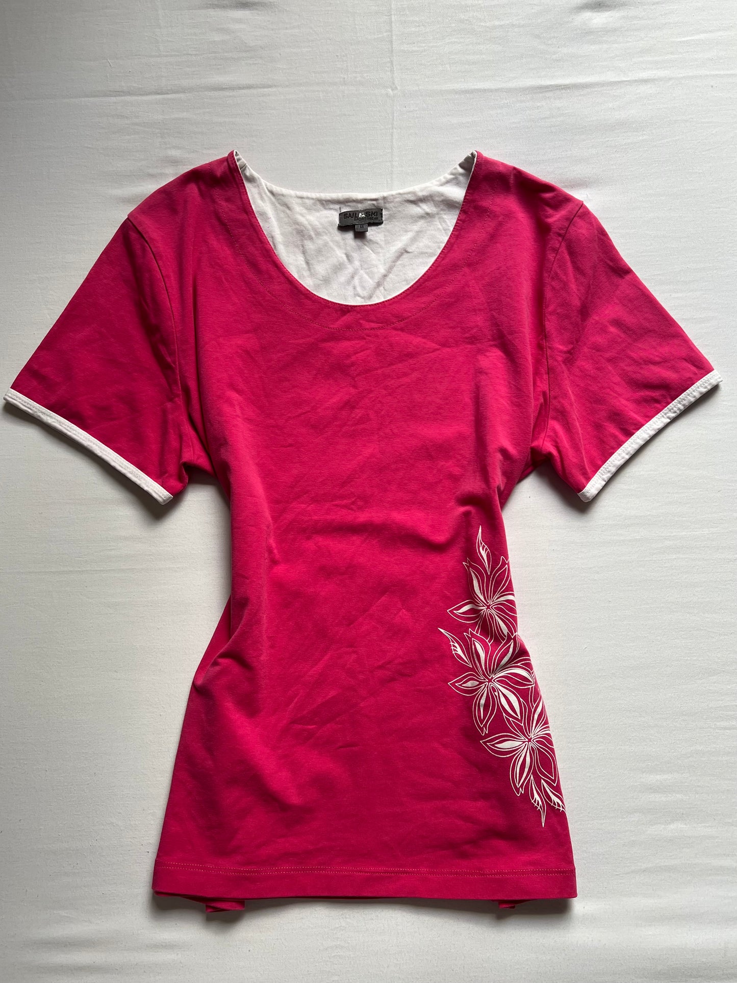 Pink y2k graphic tee