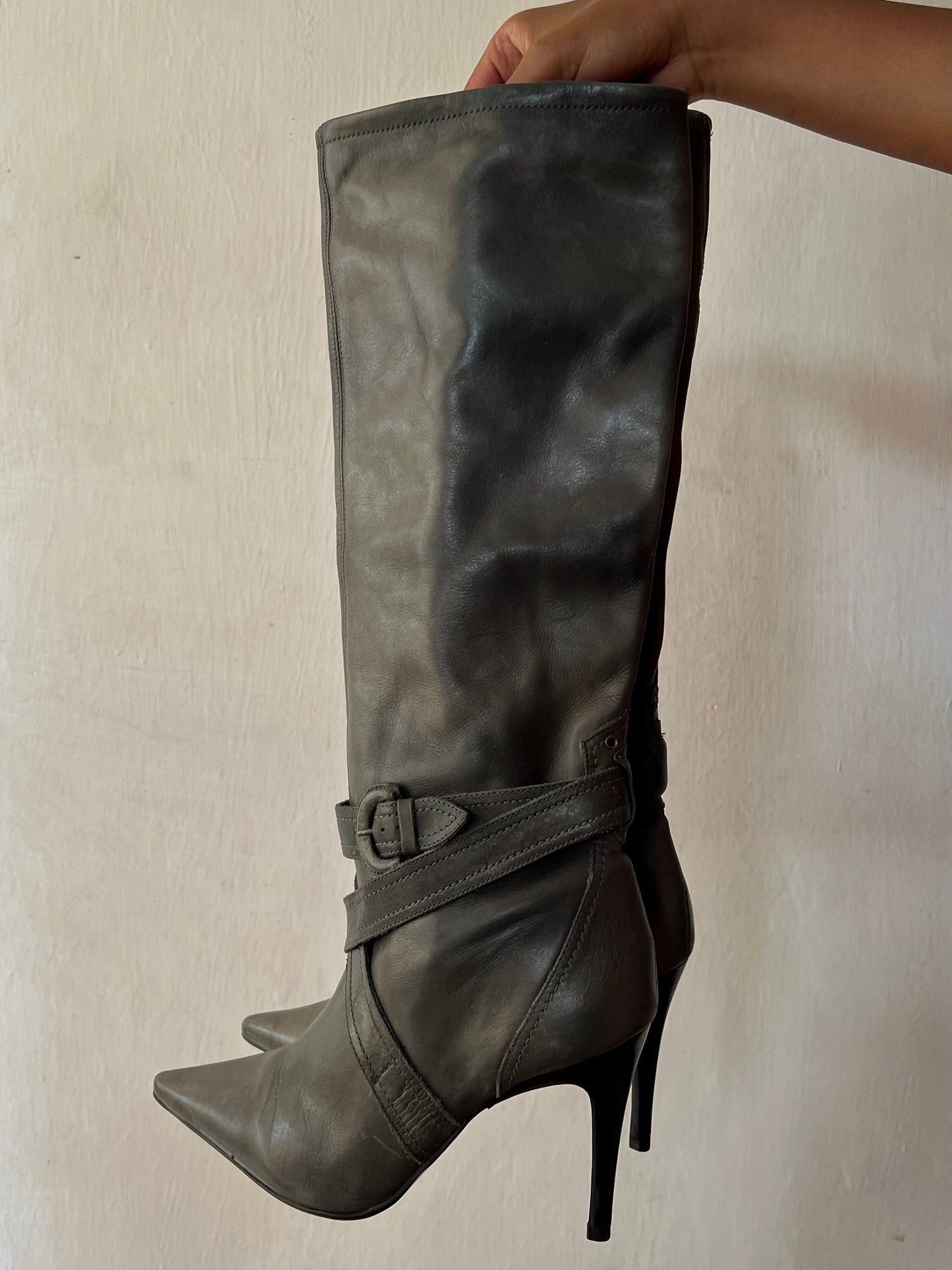 Pointy Toe Leather Boots
