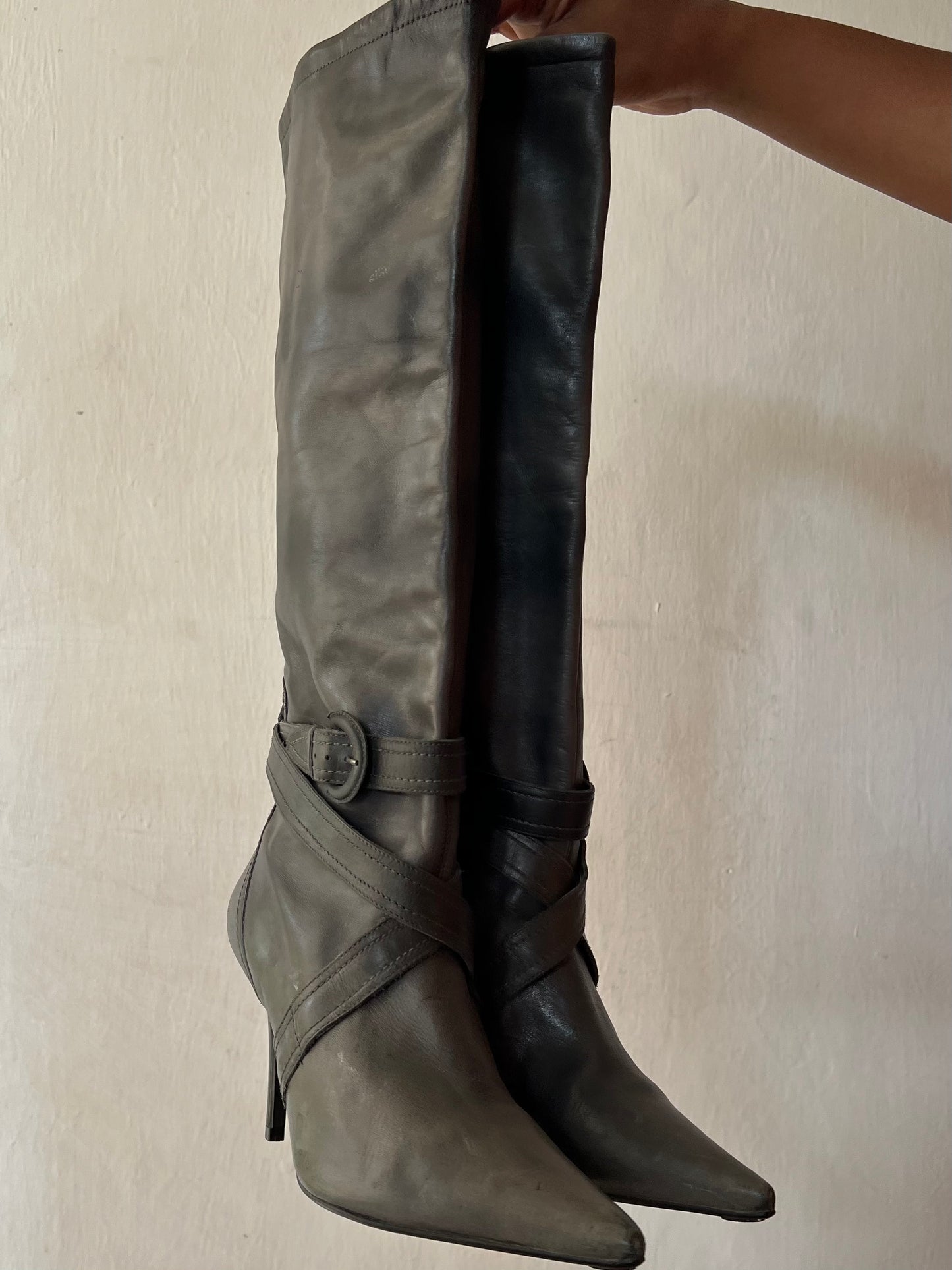 Pointy Toe Leather Boots