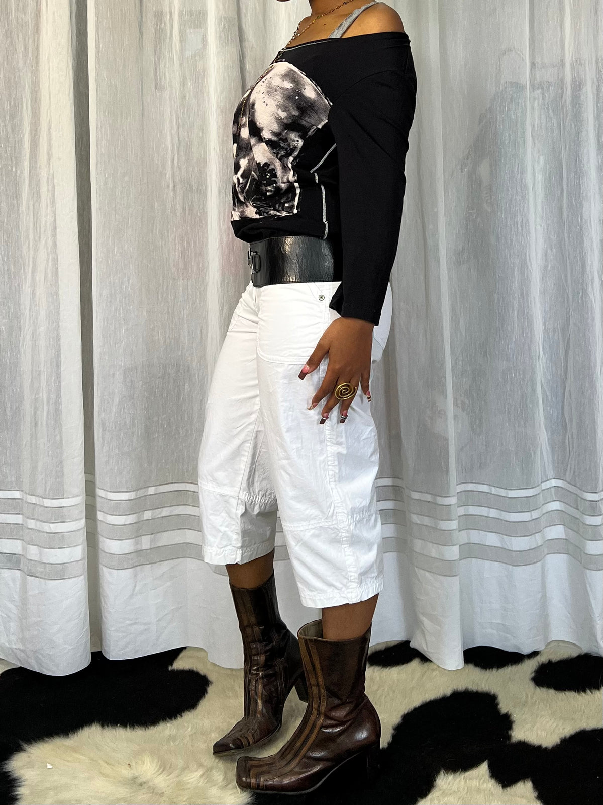 Black Abstract Graphic Long sleeve Top