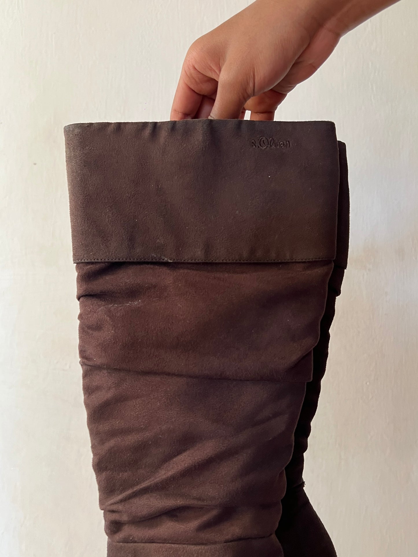 Leather-suede ruched boots