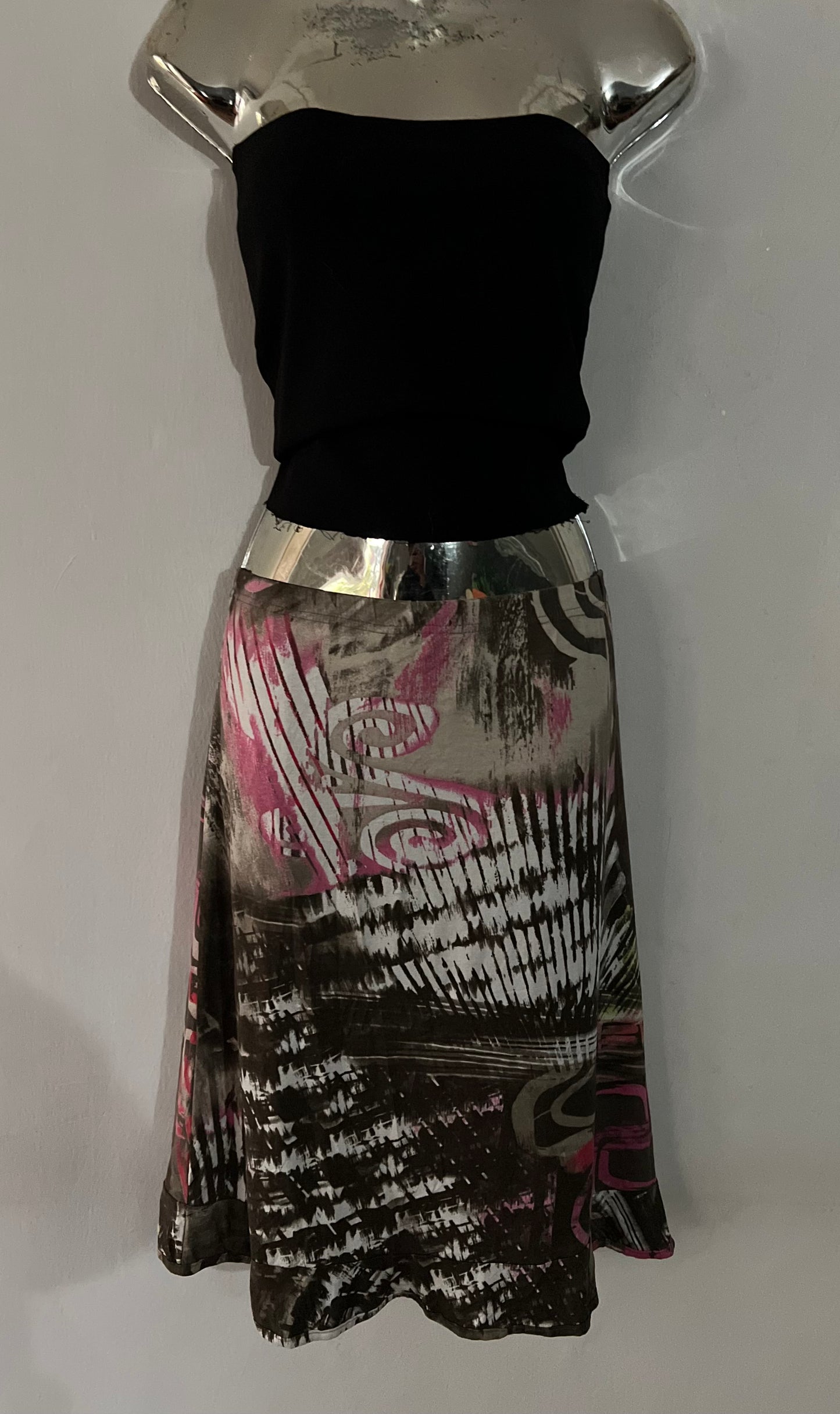 Y2k graphic midi skirt