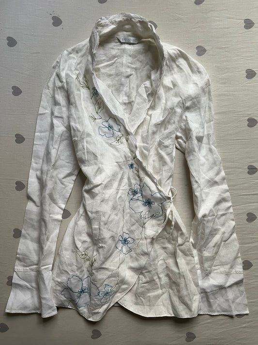 Asymmetrical japandi style long sleeve