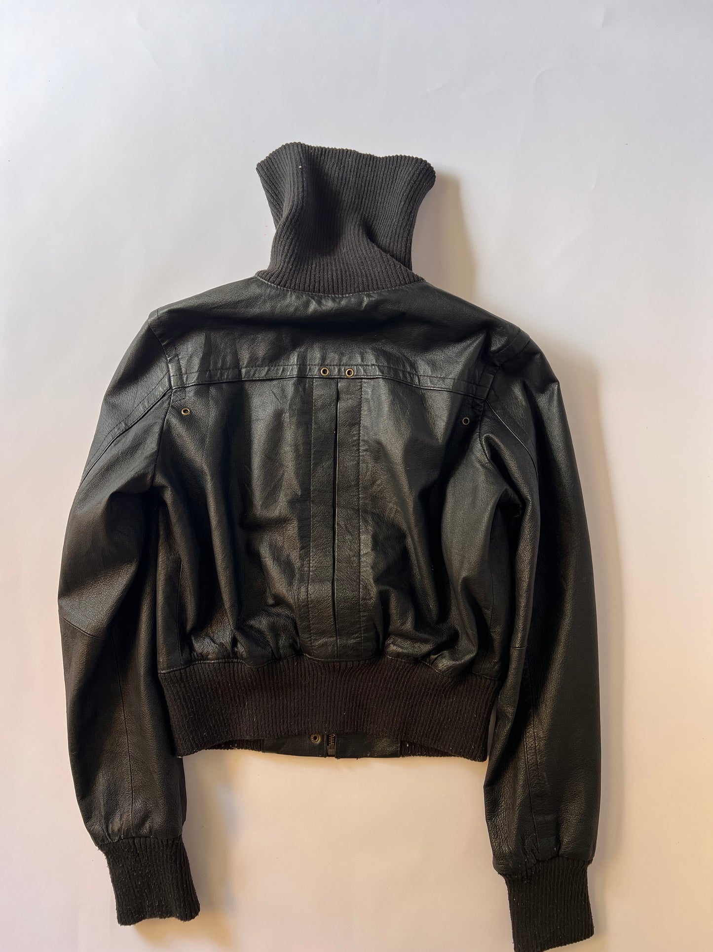 Vintage Black leather bomber jacket
