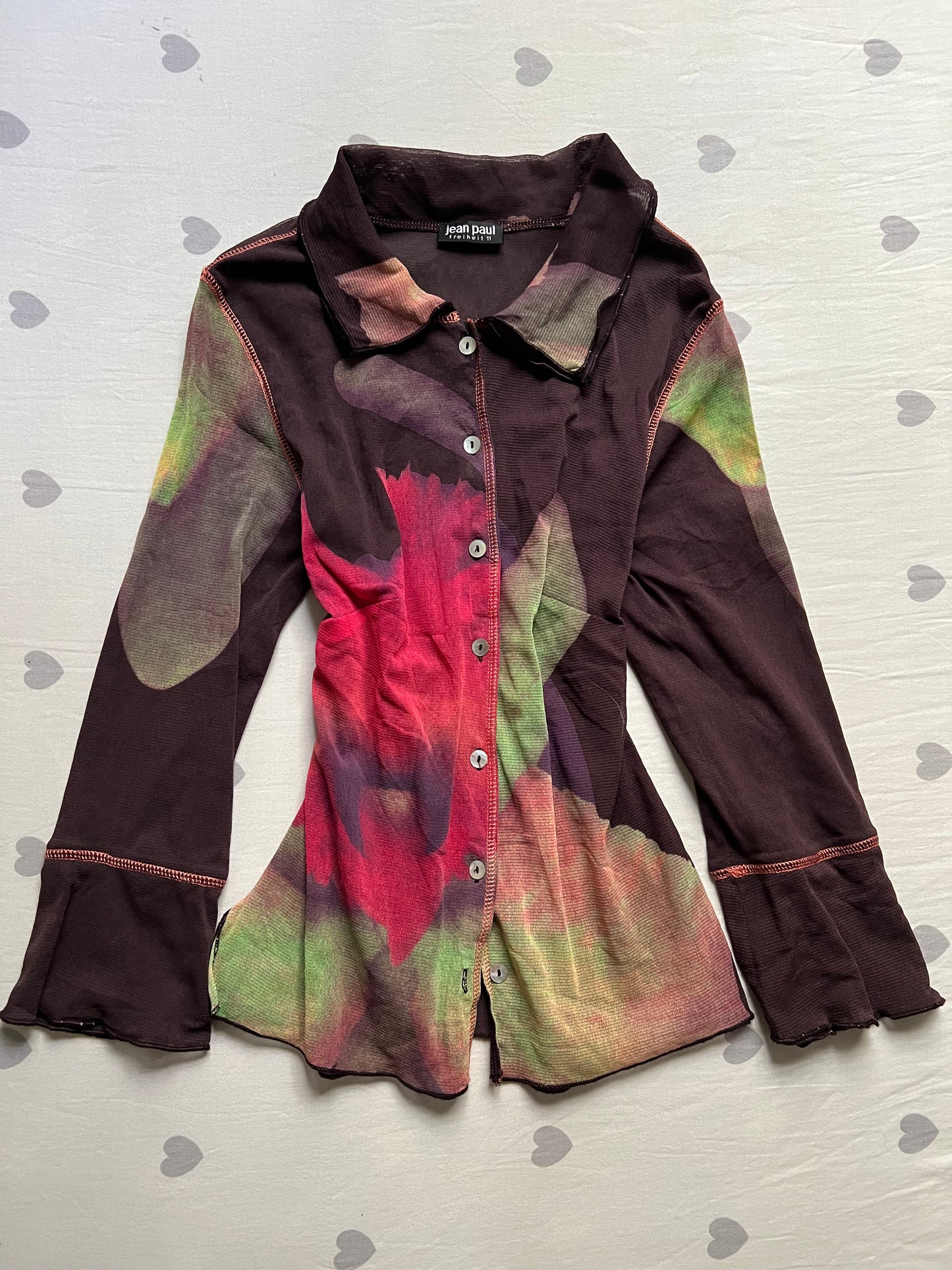 Fitted mesh button down top