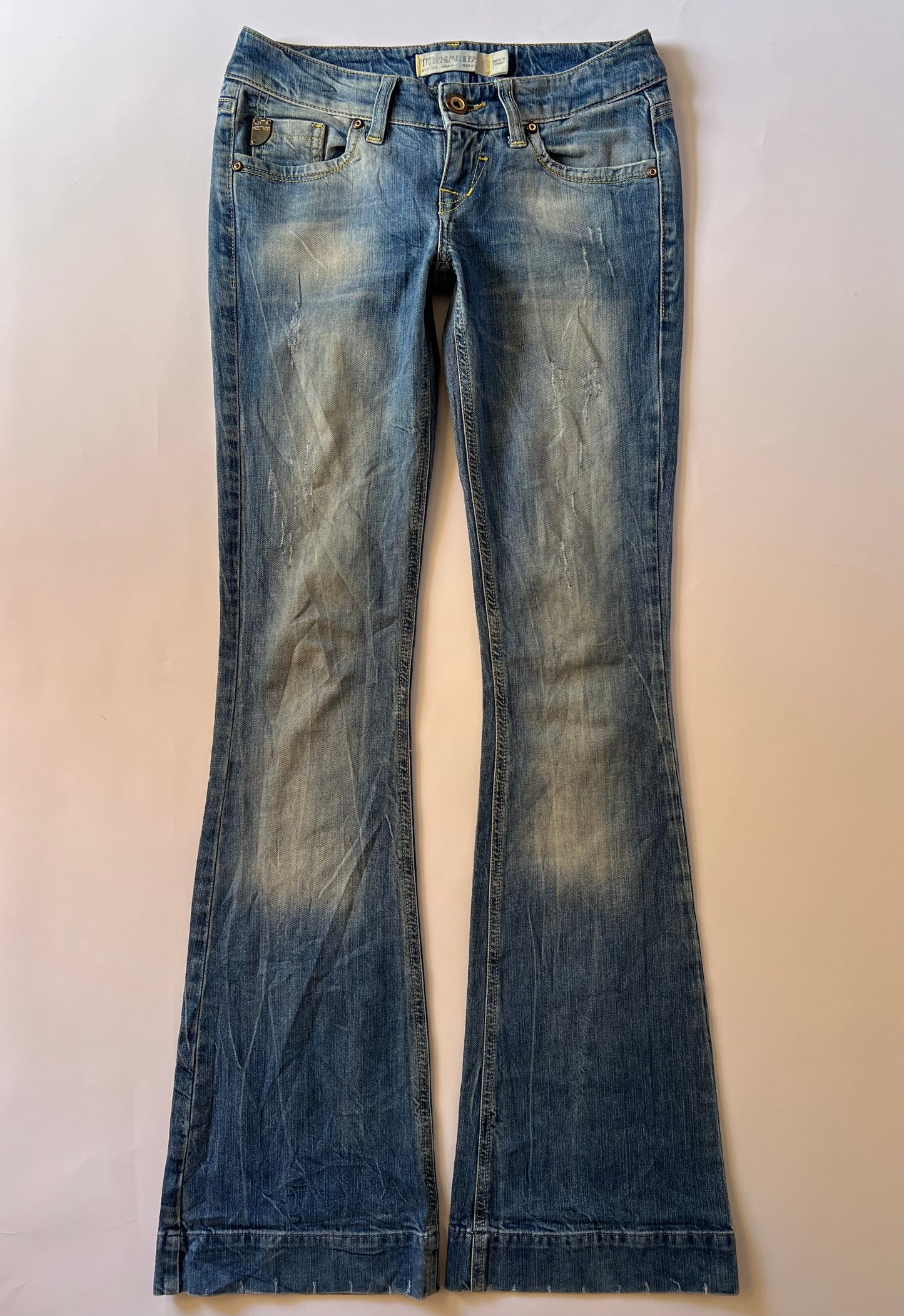 Low rise bootcut jeans