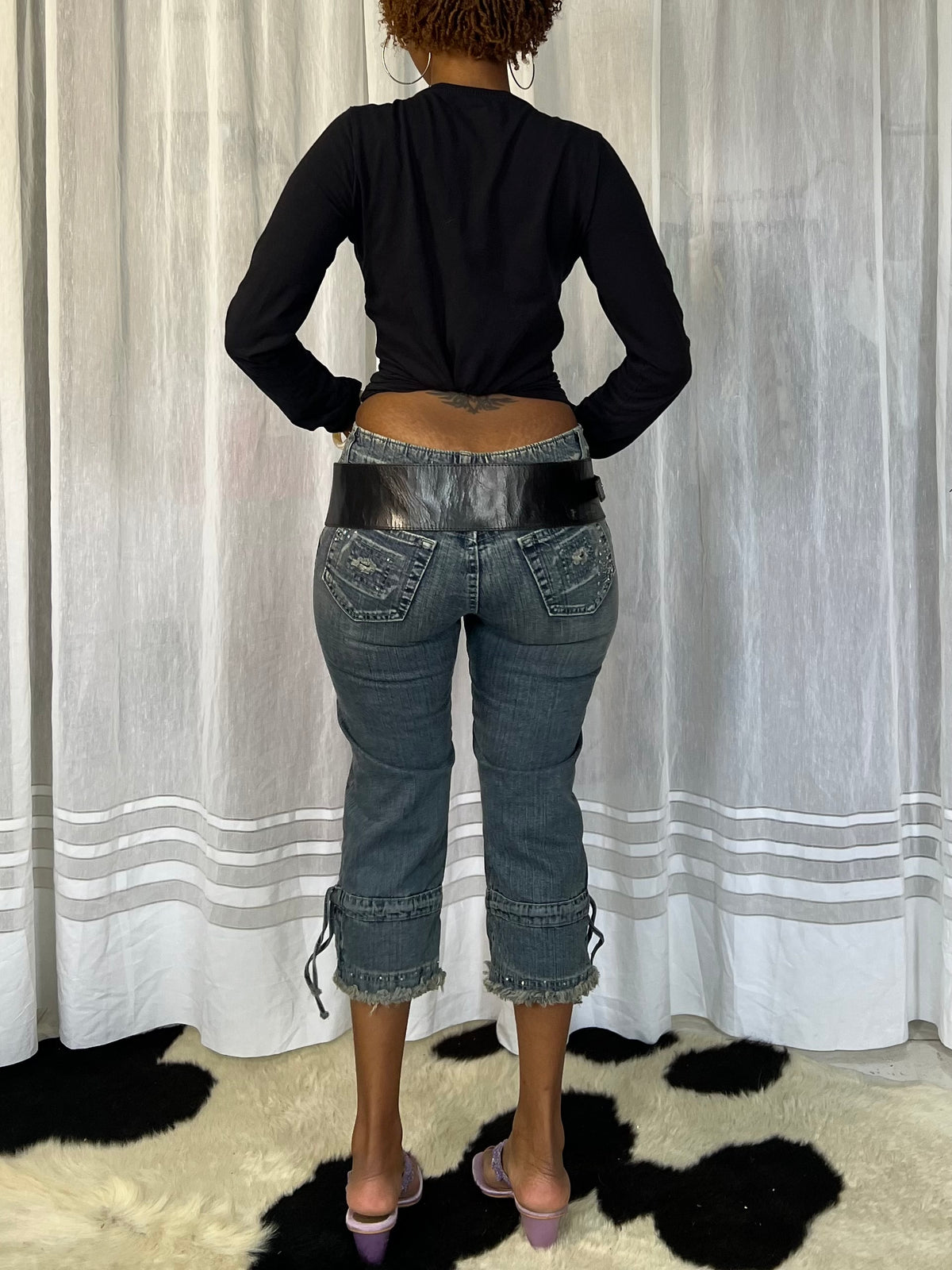 Black Scoop-Neck Long sleeve