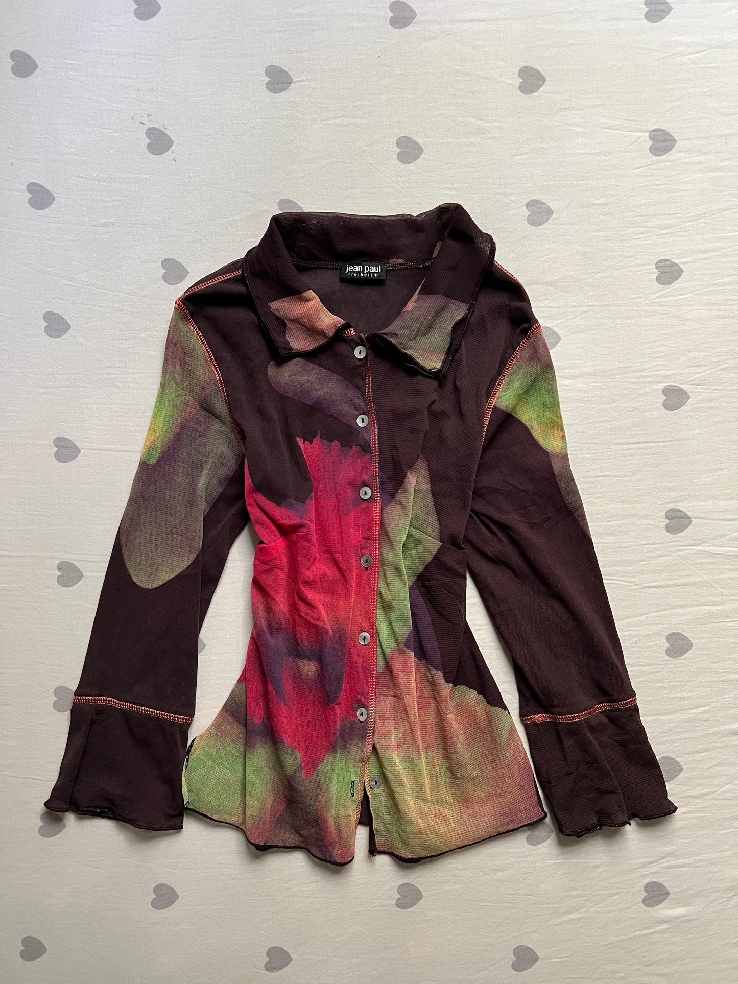 Fitted mesh button down top