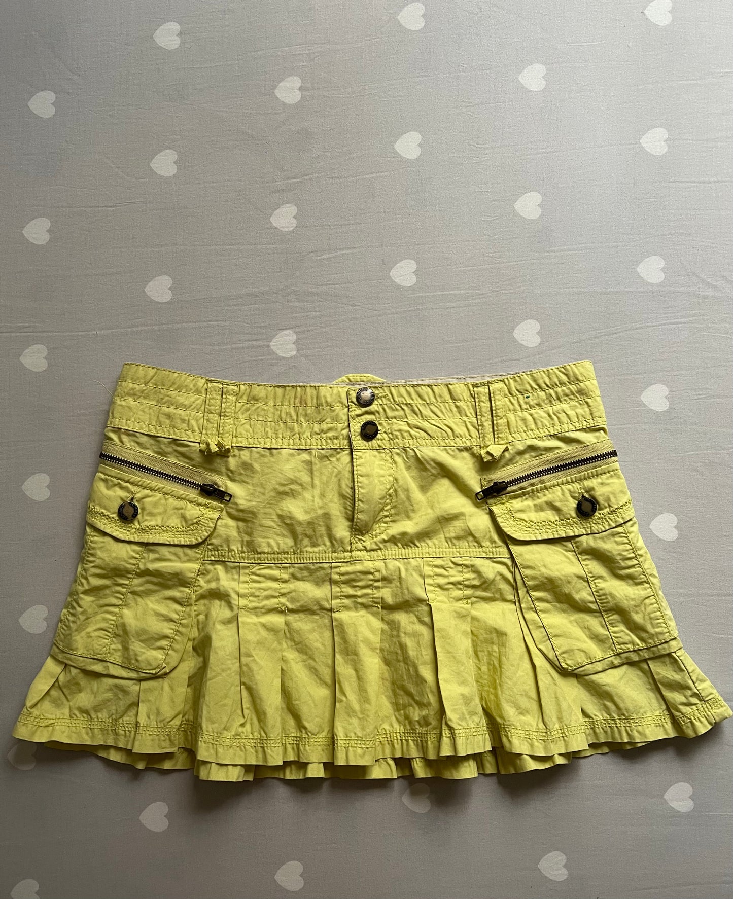 Y2k pleated mini skirt
