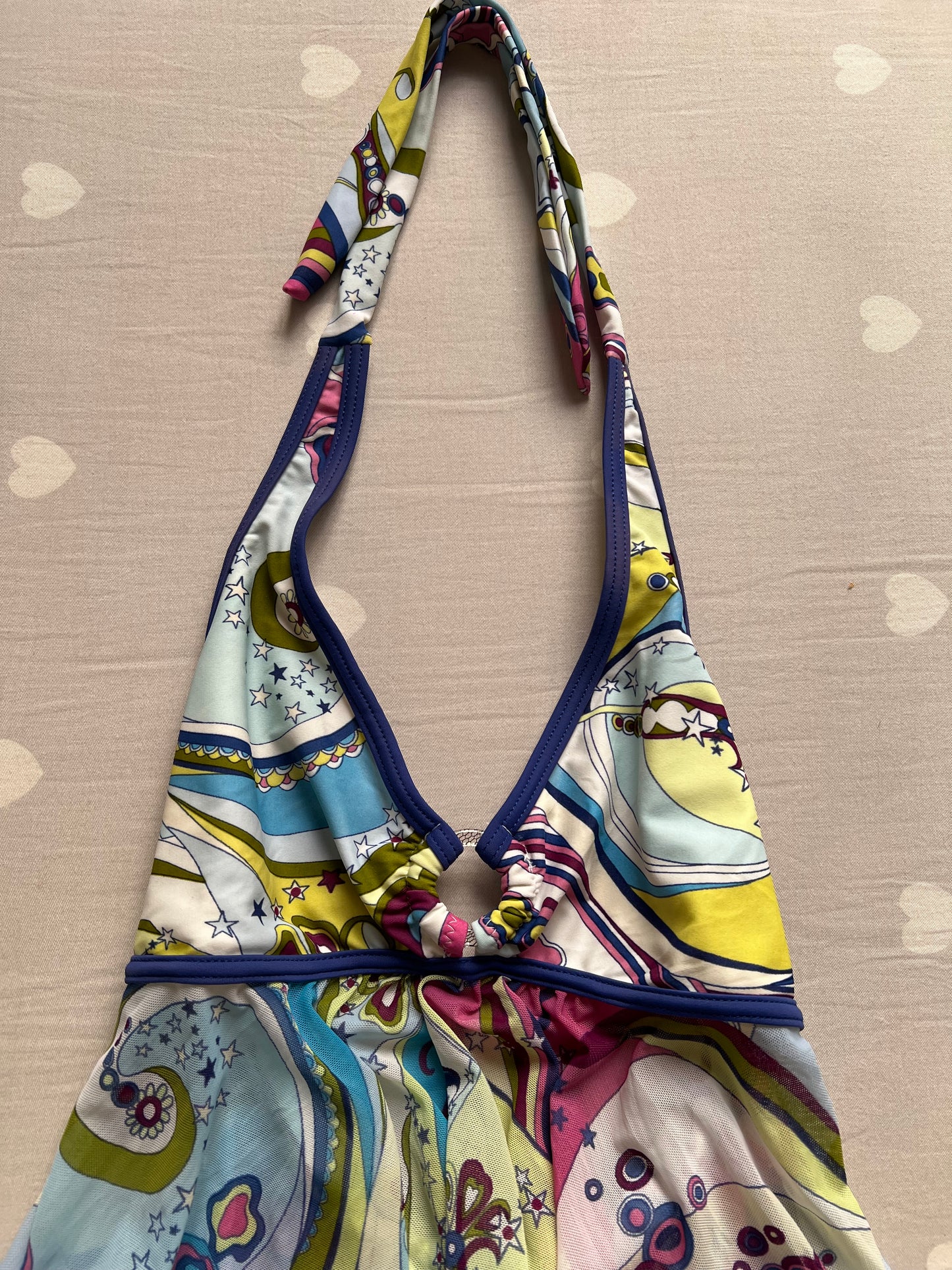 Graphic asymmetrical top