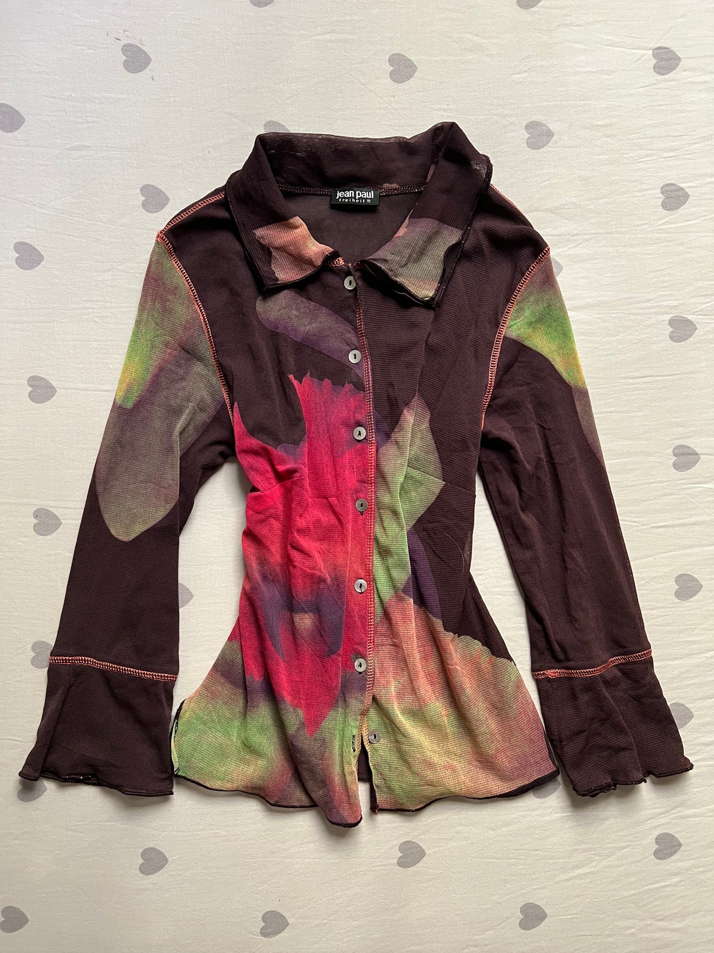 Fitted mesh button down top