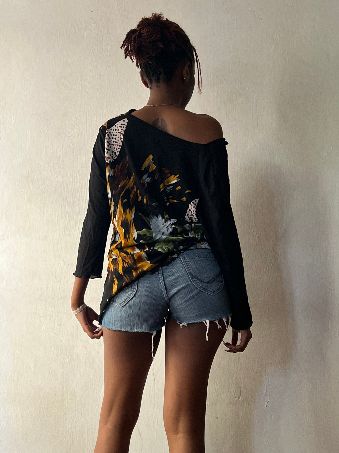 Graphic slouchy long sleeve