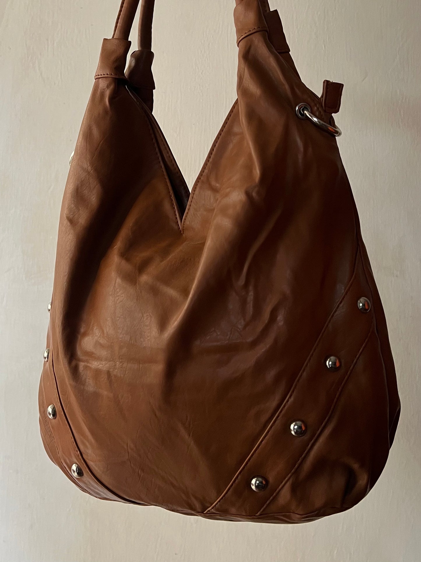 Caramel leather hobo bag