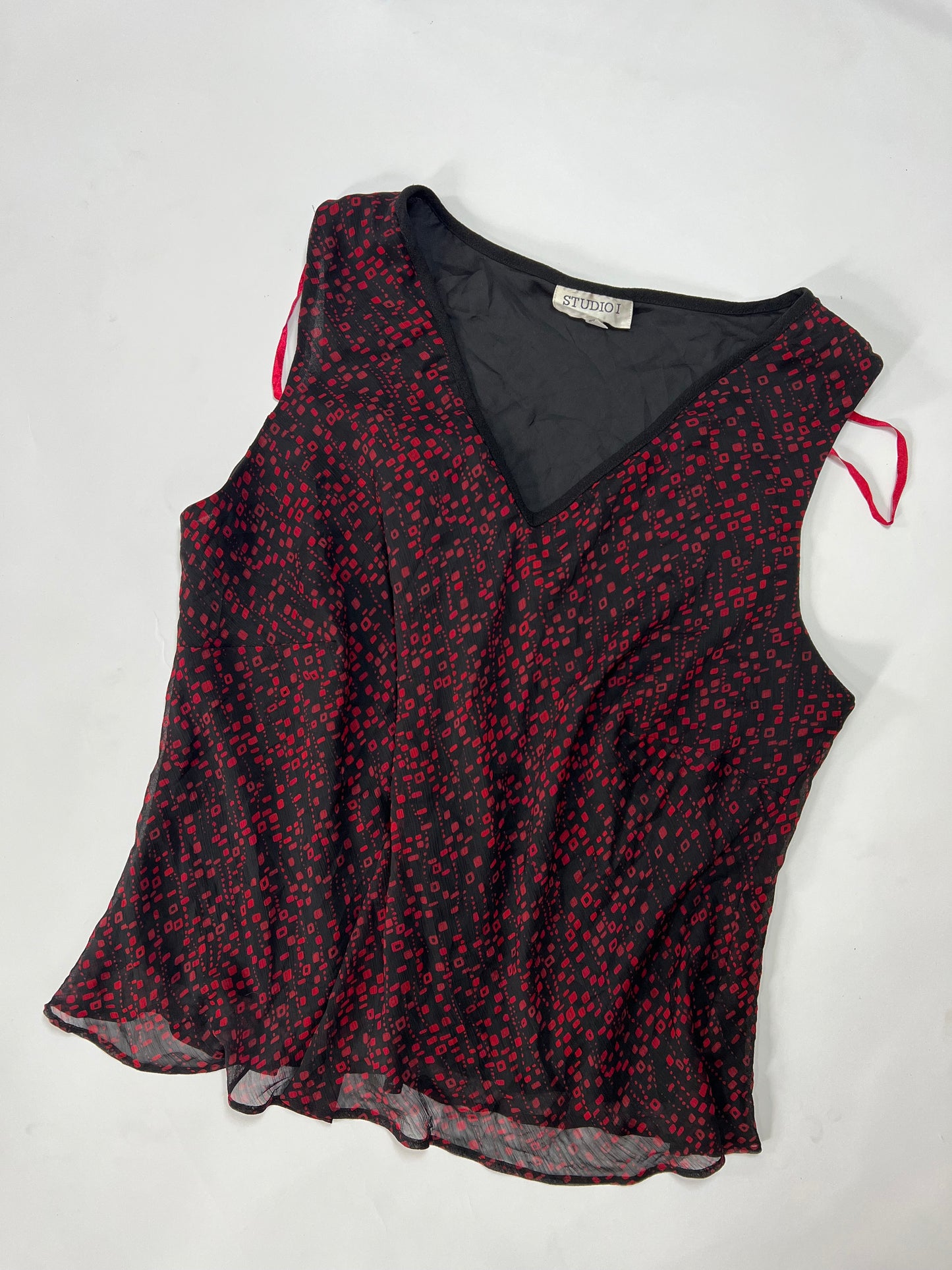Black & Red Geometric Print cami