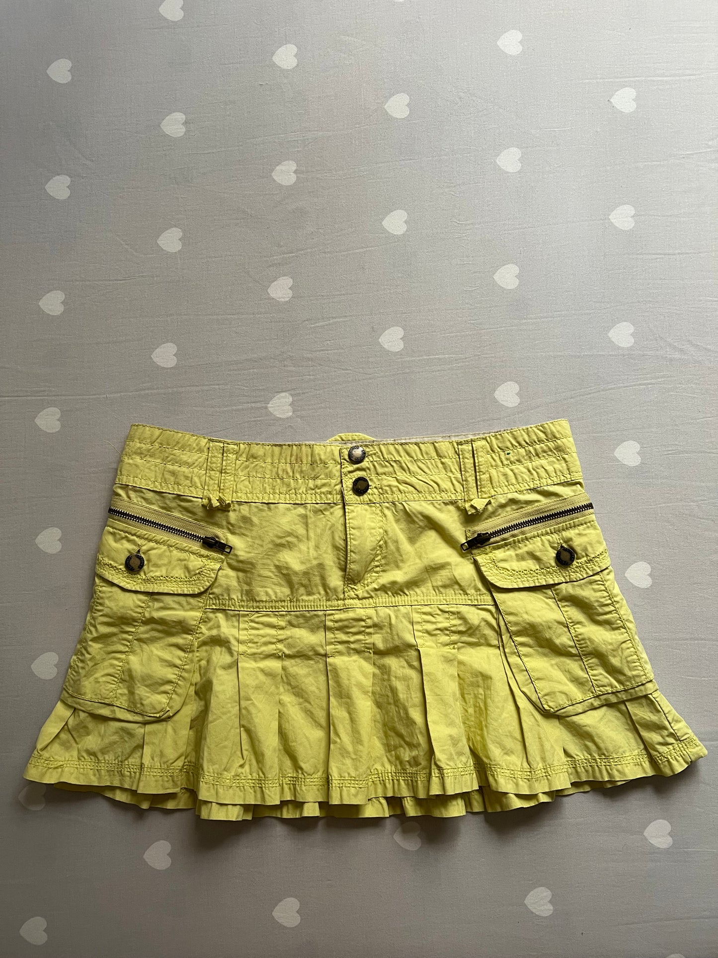 Y2k pleated mini skirt