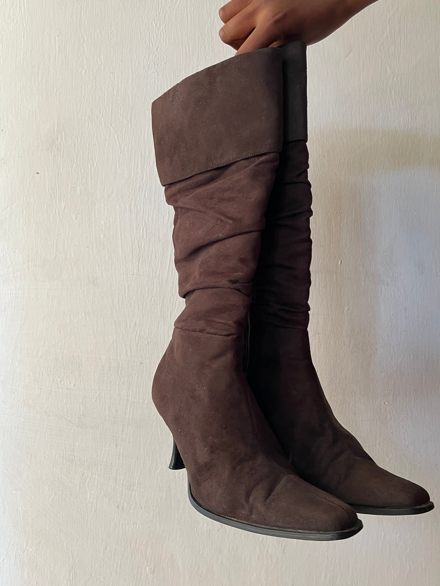 Leather-suede ruched boots