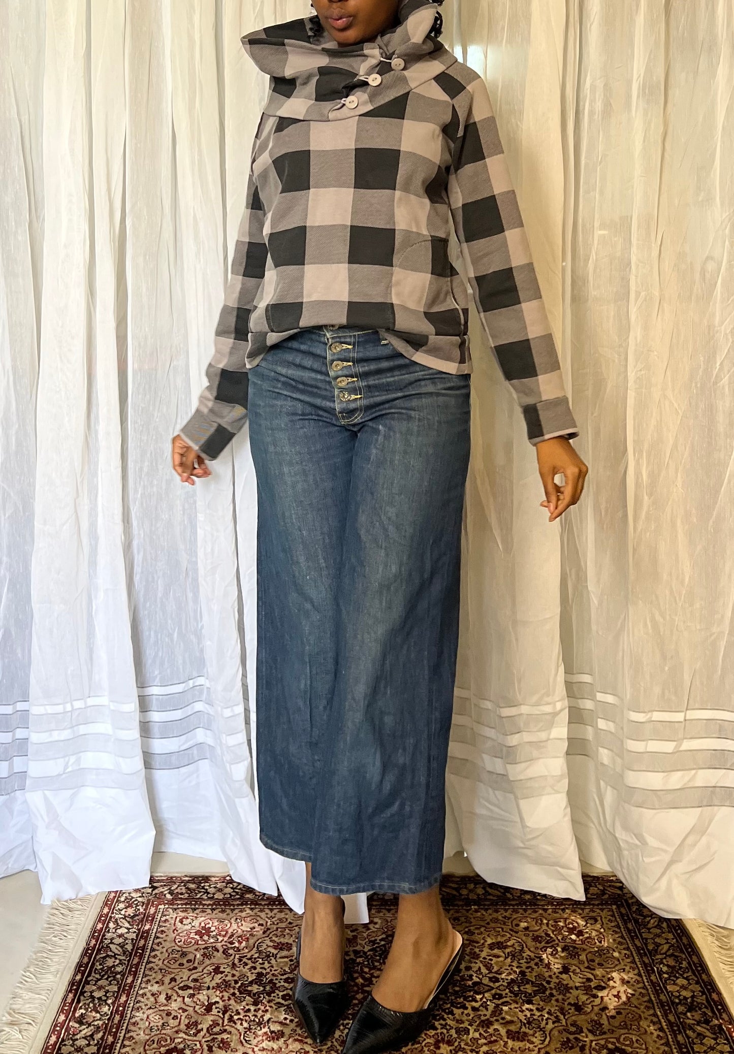 High Neck gingham Sweatshirt