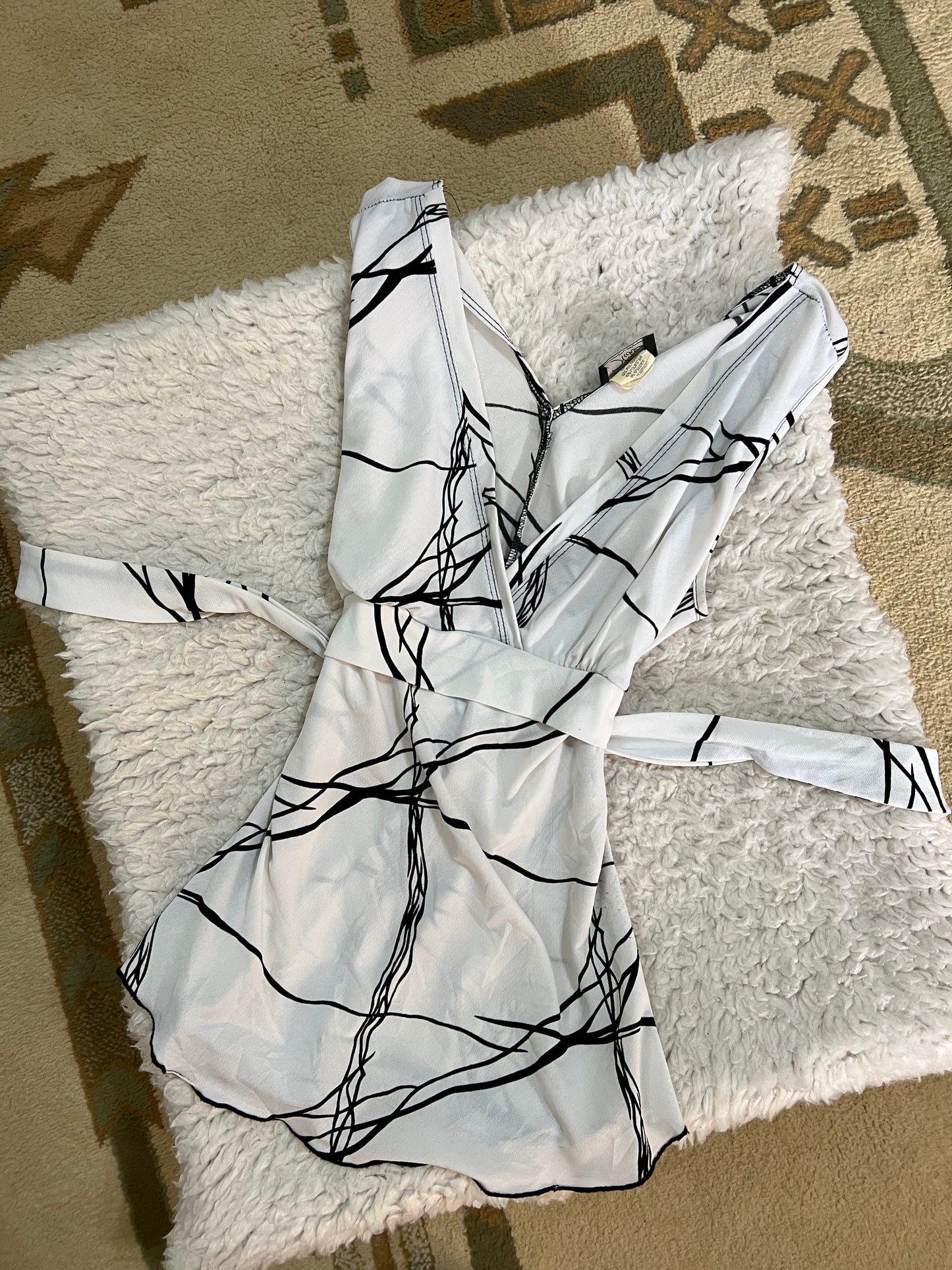 Abstract Monochrome Tie-Waist Top